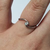 Jacques a dit : "Montre ta bague de fiançailles" ! - 1