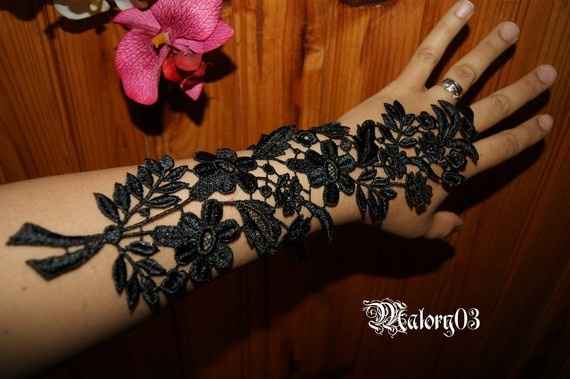 mitaines dentelle noire