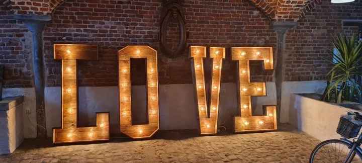 Des lettres géantes lumineuses pour ton mariage 💖 - 1