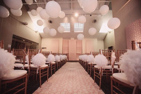 Pompon à l'église 