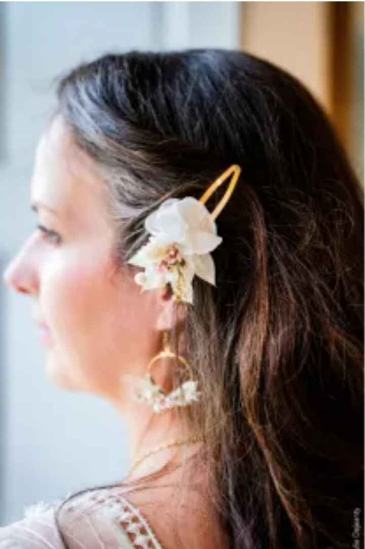 Fleurs pour les femmes du cortège - 2