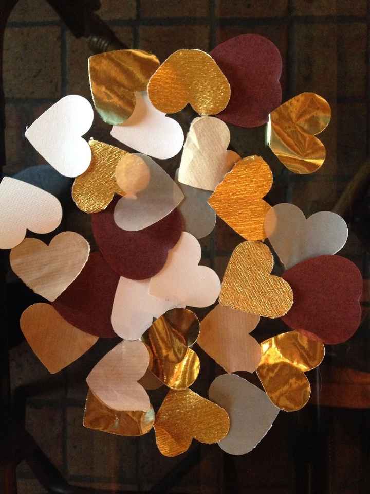 Confettis coeurs DIY