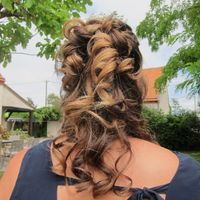 Essai coiffure (de dos)