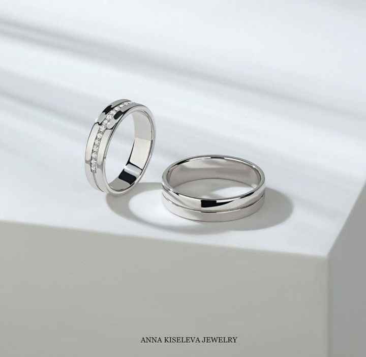 Les bagues pour le marié et pour la mariée - 1