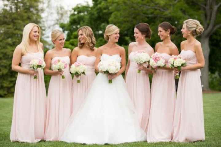 Les robes pour les invités - 1