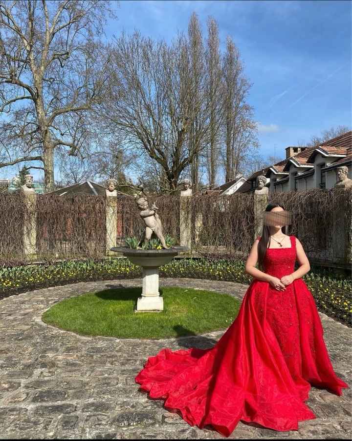 Robe sirène rouge pour mon mariage ? - 1