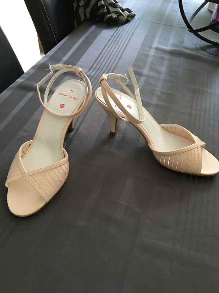 Apres la robe, les chaussures!! - 1