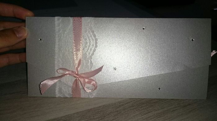 Où trouver de quoi à attacher faire part pockart/pochette/pocketfold - 1