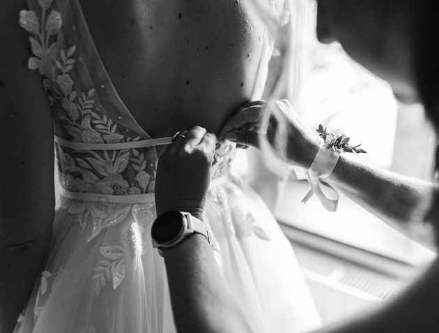 Votre mariage en chiffres : le nombre d'essayages 🔢👗🎩 - 1