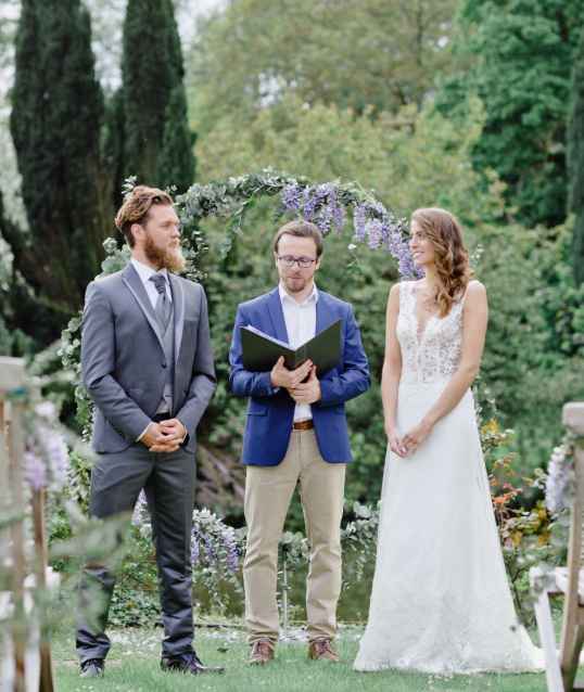 Comment organiser sa cérémonie laïque ? 💍✨ - 1