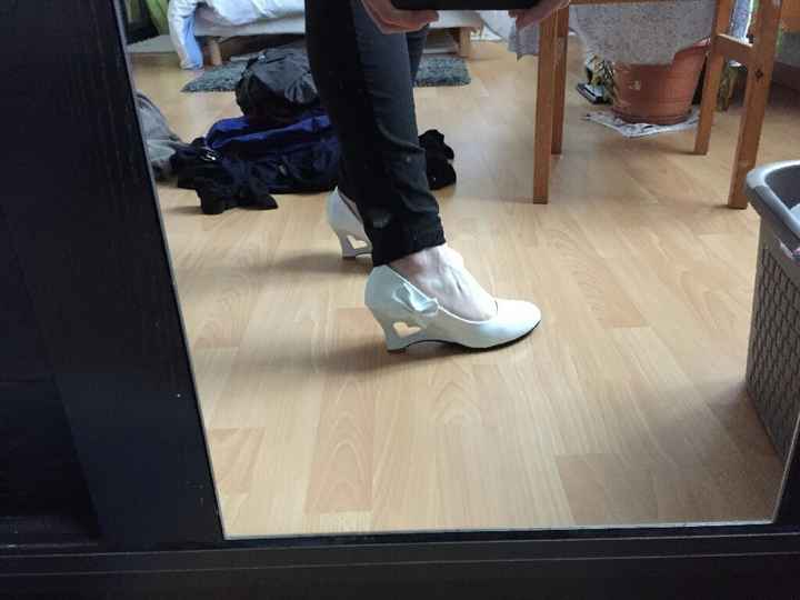 Chaussures trouvées 😁😁 - 1