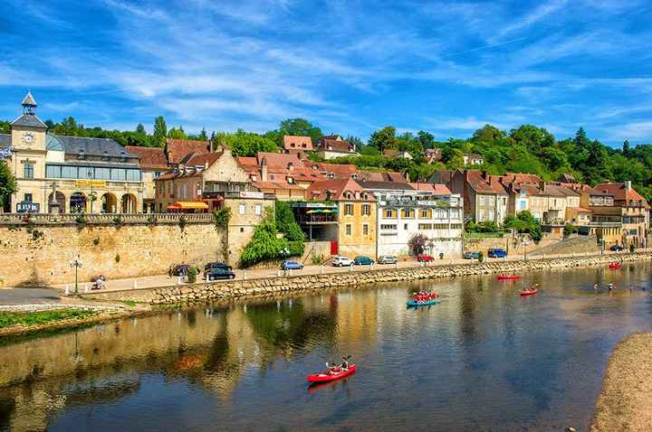 Le Bugue, petite commune en Dordogne où nous célèbrerons notre mariage