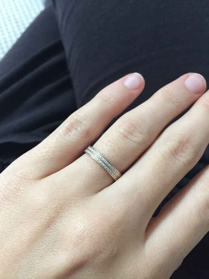 Avez-vous publié une photo de votre bague de fiançailles ? - 1