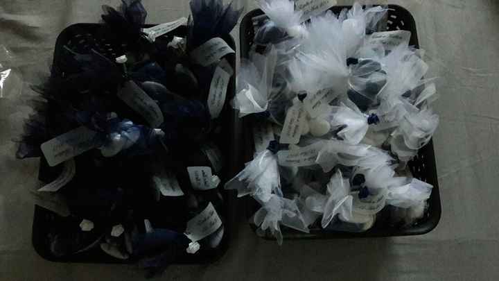 Trop contente de mes dragées - 1