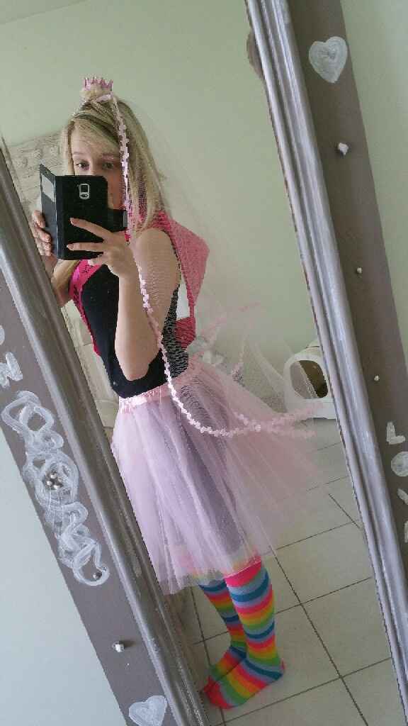 Je gère evjf/animations mariage de ma mère - 1