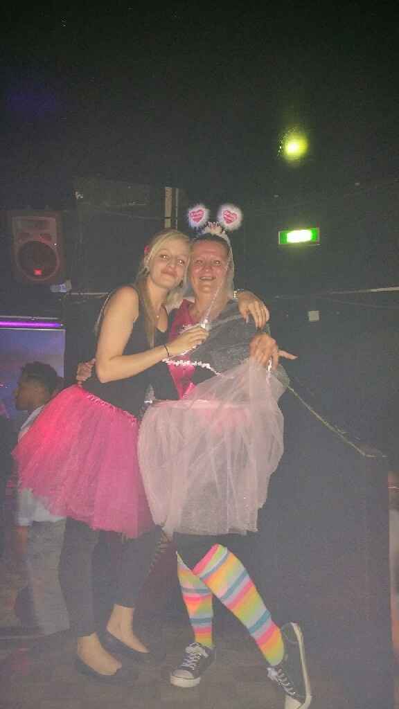 Maman a eu son enterrement de vie de jeune fille ! - 9