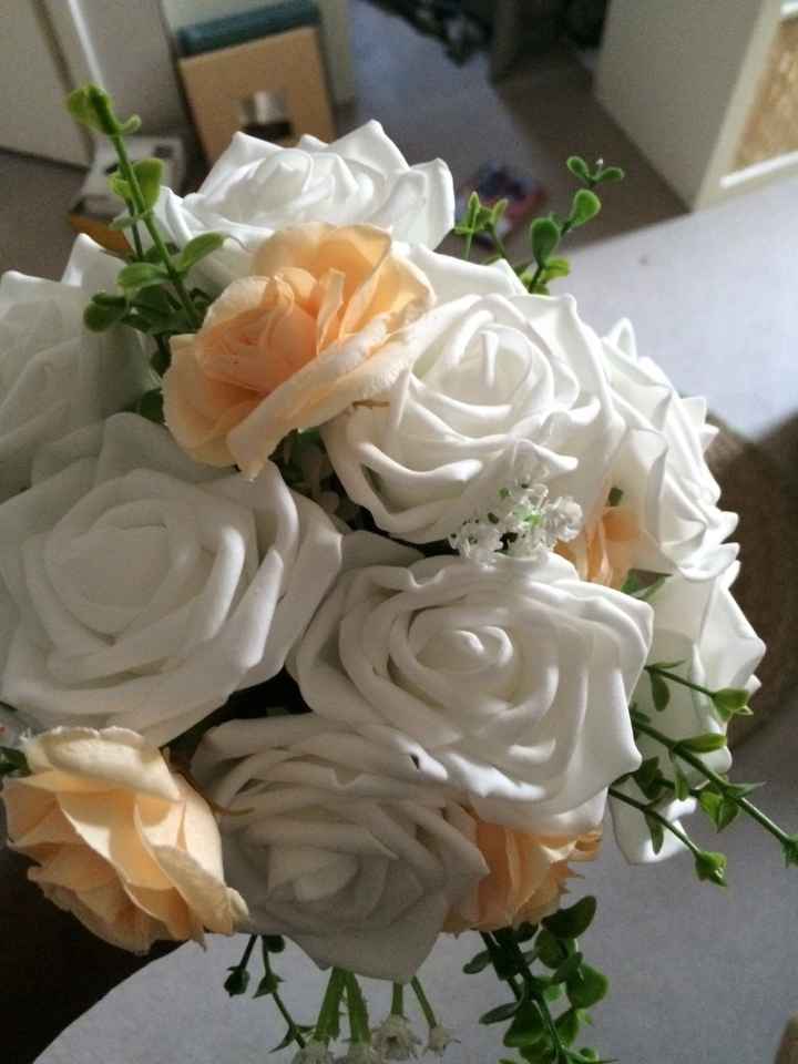 Bouquets des demoiselles d'honneur 
