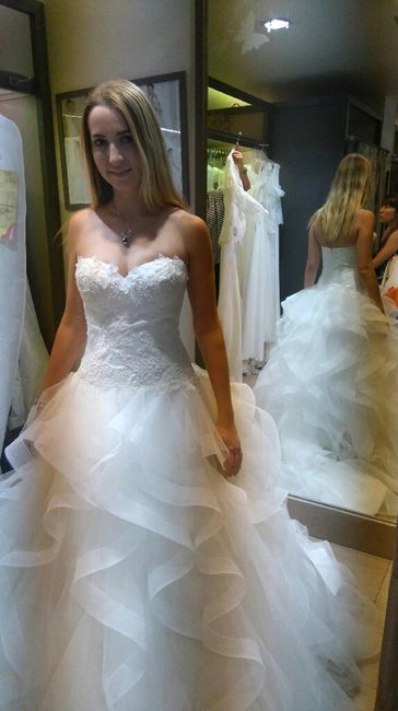  De retour à la maison avec ma robe :) - 1