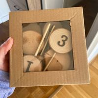 Avez-vous un thème pour le plan de table au lieu de numéros par exemples? - 1