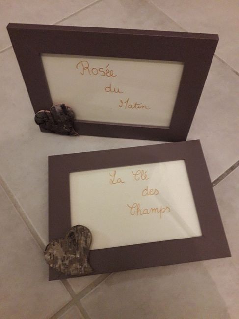 Un peu de déco pendant le week-end pluvieux.  Merci à mes filles, mon Officiante et ma témoin 😘😘😘😘 -