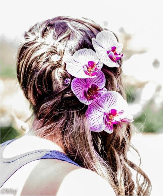 Chignon de côté laché - 1