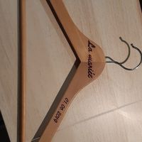 Cintres personnalisés - 1