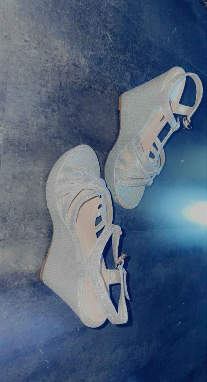 Chaussures trouvées - 1