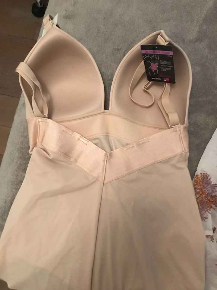 Soutien gorge dos nu et bonnet f voir g - 2