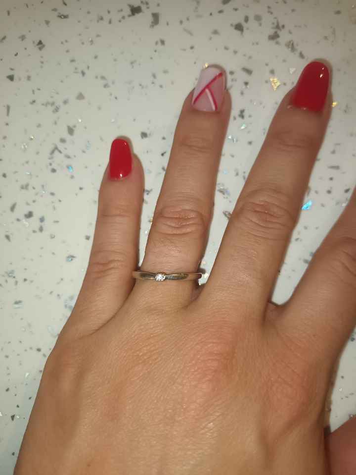 Ta bague de fiançailles sur le Pinterest de Mariages.net ça t'intéresse ? ❤️ - 1