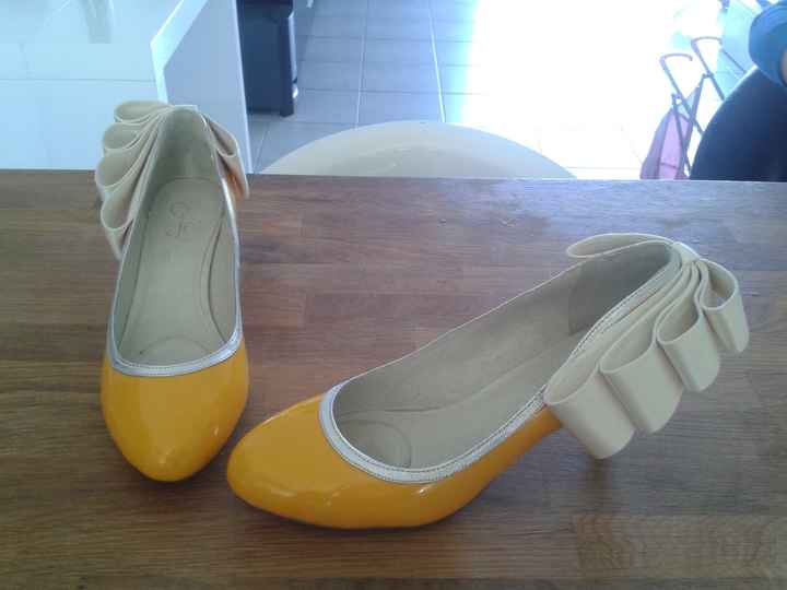 10 modèles de chaussures jaunes - 1