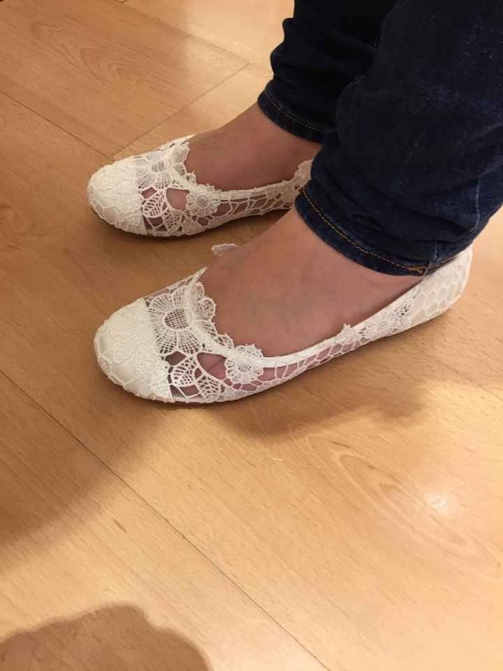 A vos chaussures! - 1