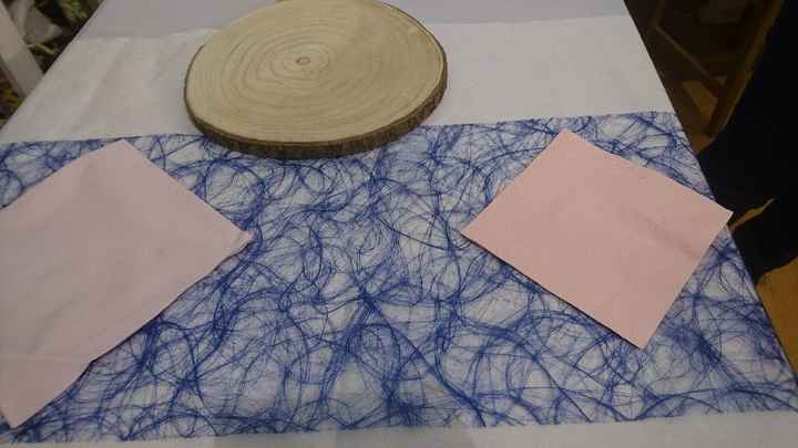 Chemin de table ou non? - 1