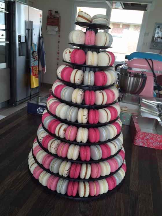 pièce montée de macaron