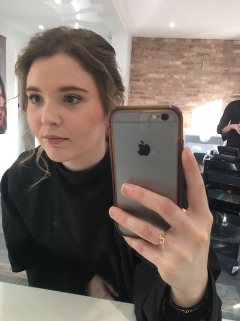 Essai maquillage et coiffure 1