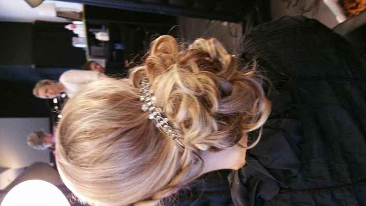 Montrez-moi vos accessoires coiffure - 1