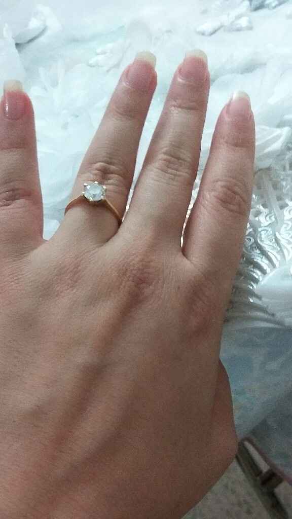 J'admire ma bague ❤ - 1