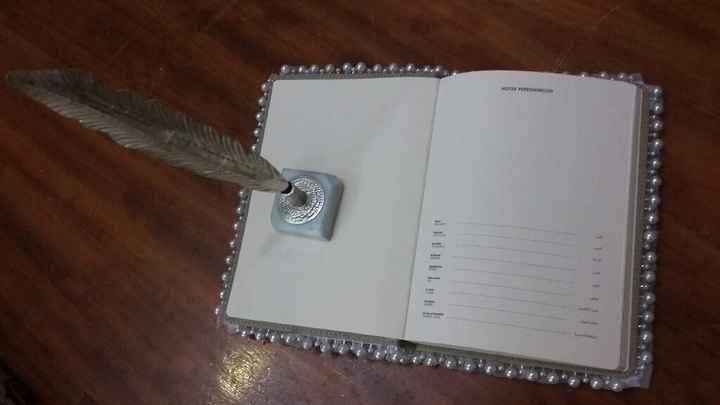 Notre livre d'or est prêt! - 2