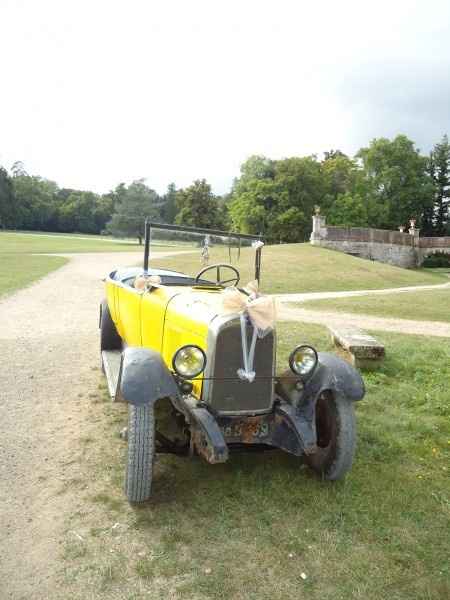 vieu tacot des années 20 pour un mariage rétro