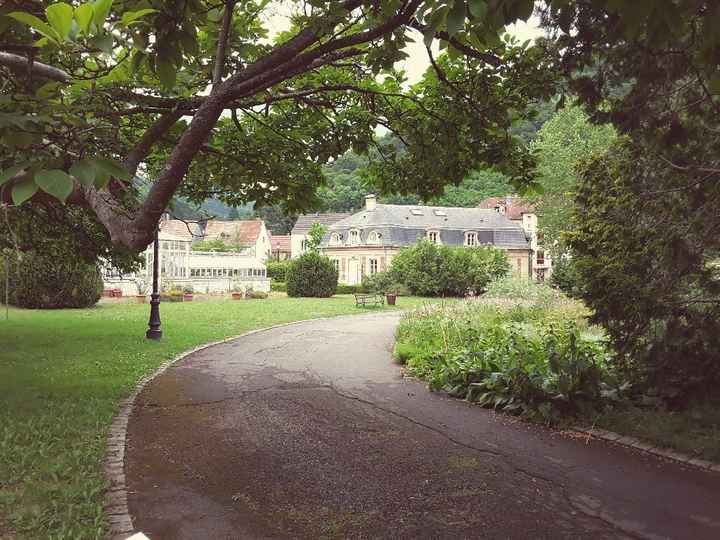 J-4... lieu vin d'honneur - 3