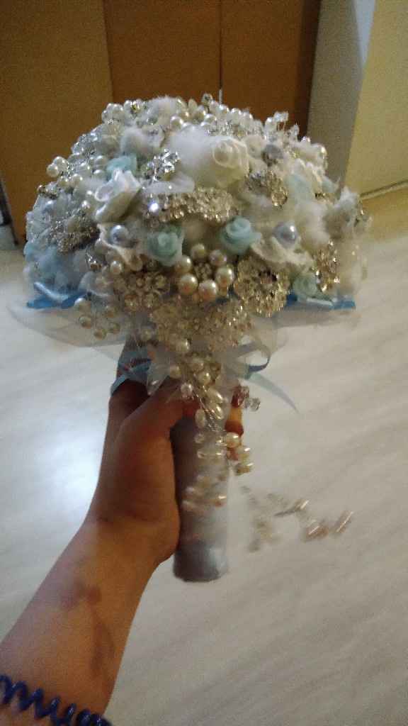 Bouquet de broches - 1
