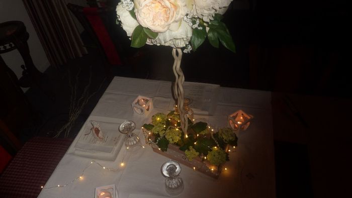 Essai fleurs centre table