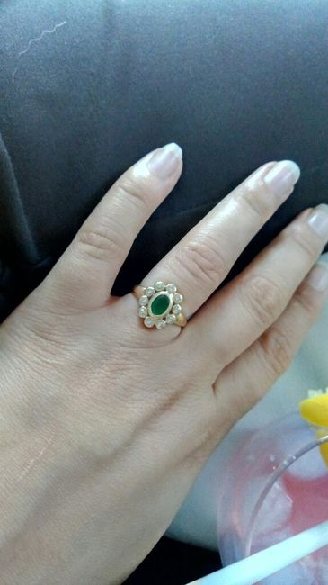 Et vous à quoi ressemble votre bague de fillancailles ? - 1