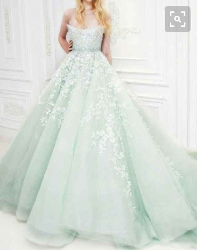 Robes de mariée avec une touche de couleur...  y'a que les imbéciles qui ne changent pas d'avis ! - 