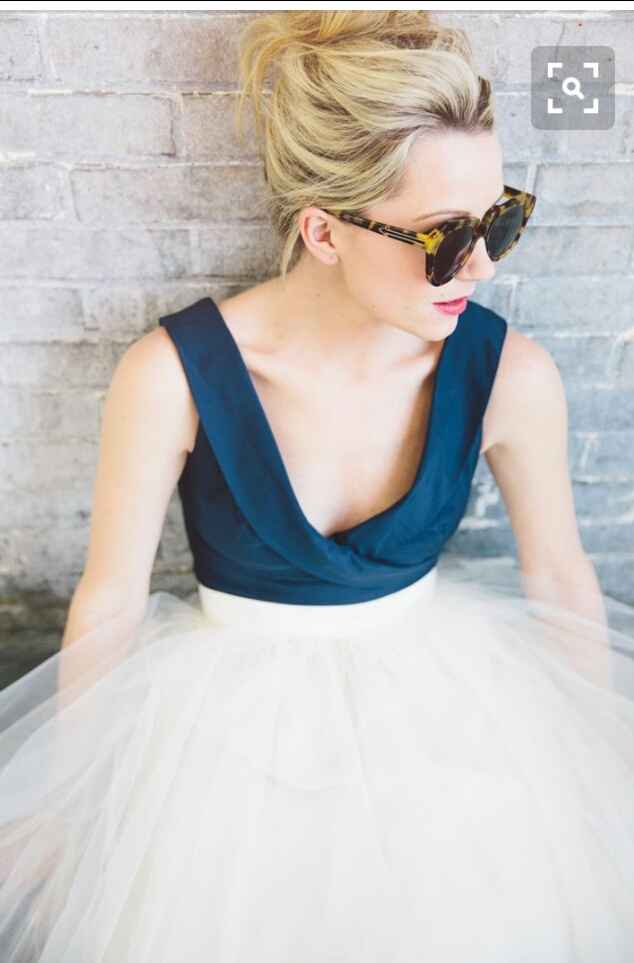 Robes de mariée avec une touche de couleur...  y'a que les imbéciles qui ne changent pas d'avis ! - 