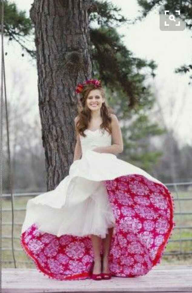 Robes de mariée avec une touche de couleur...  y'a que les imbéciles qui ne changent pas d'avis ! - 