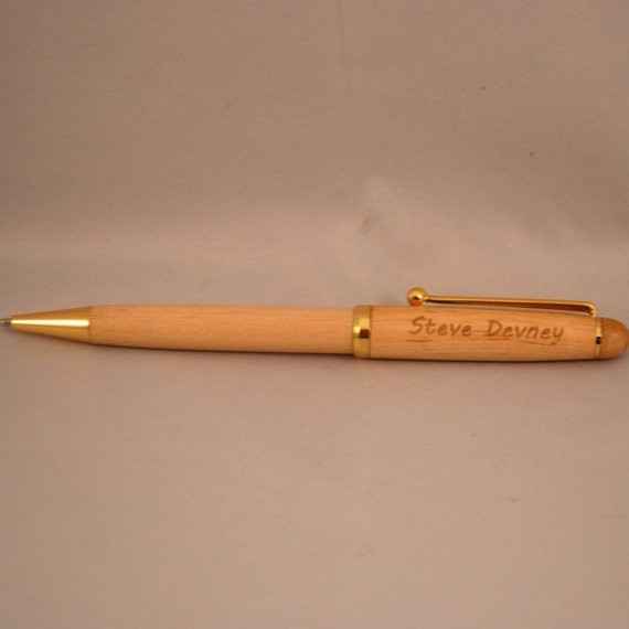 Stylo personnalisé pour les témoins