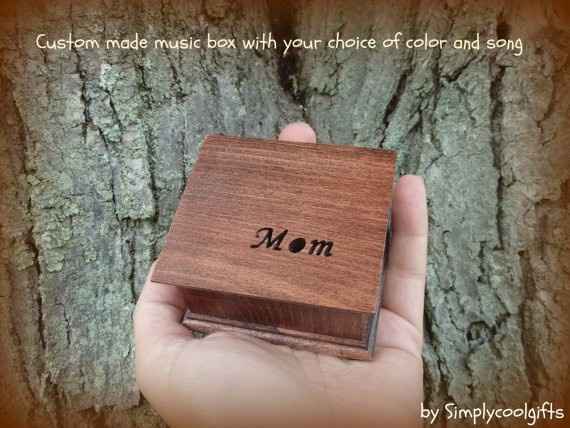 Une jolie boîte à musique personnalisée