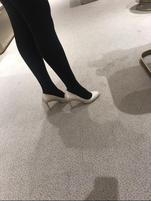 Recherche chaussures Jimmy Choo ivoire irisé - 1