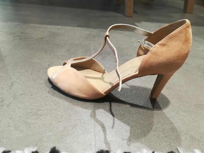 Youpi! j ai mes chaussures de mariée 1