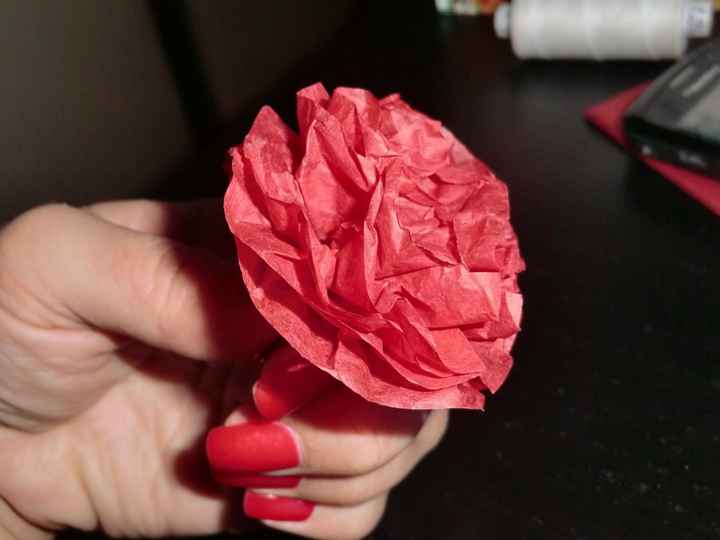 Rose en papier de soie